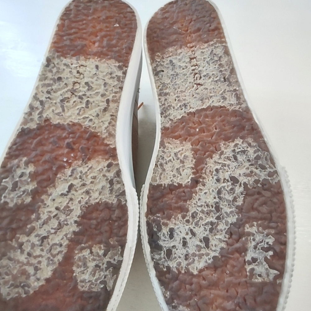 Superga Tan Croc-Embossed Platform Sneakers Size 6 - Picture 10 of 11